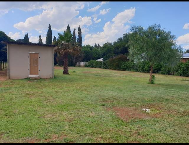 2HA SMALLHOLDING FOR SALE IN VAN DER MERWES KROON